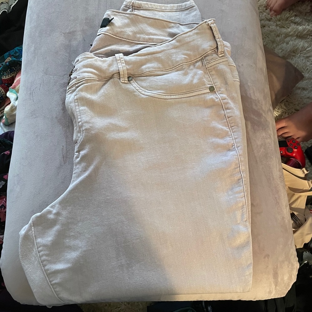 Torrid 26 pink skinny jeans